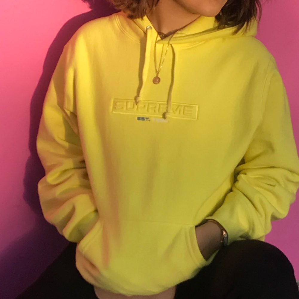 supreme hoodie